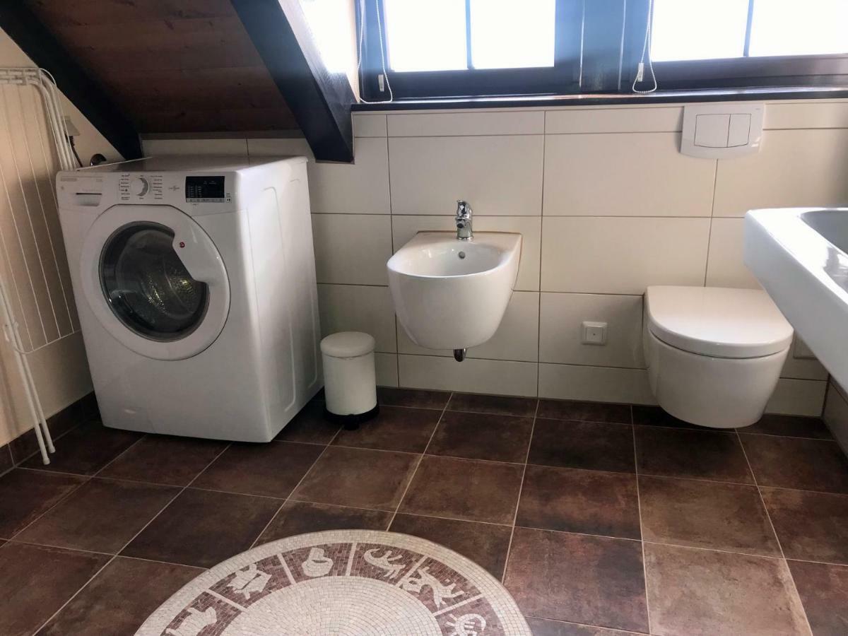 Turmzimmer Im Rittergut Bei Dresden * Leppersdorf